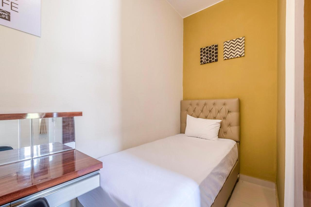 Hotel OYO Life 1877 Side Corner Cirebon Exterior foto